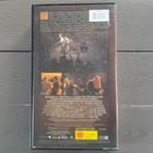 VHS: Taru Sormusten Herrasta - Sormuksen Ritarit (2002) - pikkukuva 2