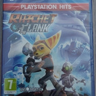 * Ratchet & Clank PS4 / PS5 Suomipuhe Uusi Lue Kuvaus - pikkukuva 1