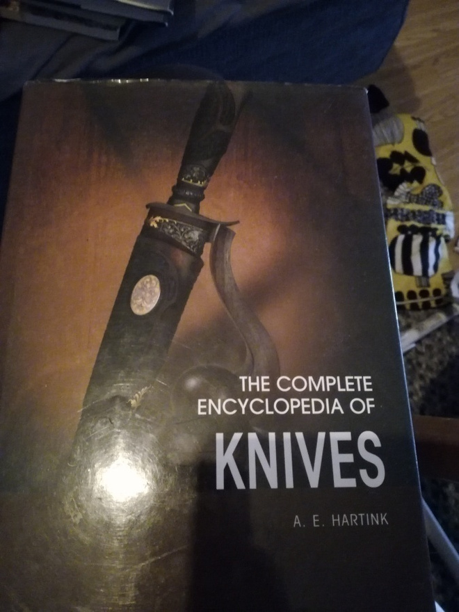 A.I Hartink The encyclobedia of knives