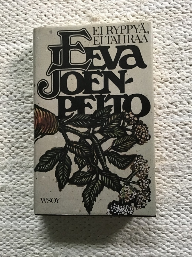 Eeva Joenpelto : Ei ryppyä, ei tahraa ( 1989 )