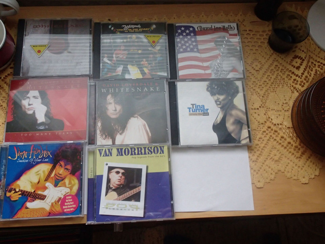 CD levy 8 kpl, raskasta musiikkia ja muuta