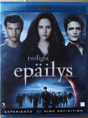 Twilight - Epäilys