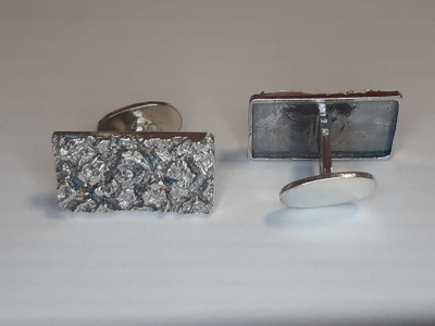 Vintage hopeiset kalvosinnapit design Eino Westerbacka