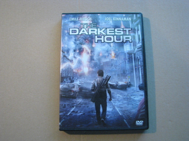 THE DARKEST HOUR ( Emile Hirsch )