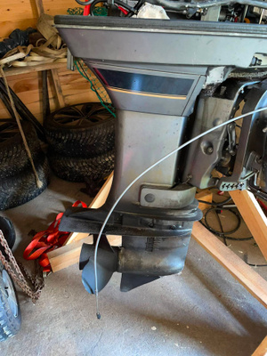 Suzuki Dt 75HP oil injection perämoottori