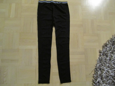 Naisten Gutz merkkiset legginsit koko S/M