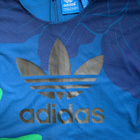 ADIDAS NAISTEN CROPATTU KUVIOLLINEN PAITA koko 34 - pikkukuva 2