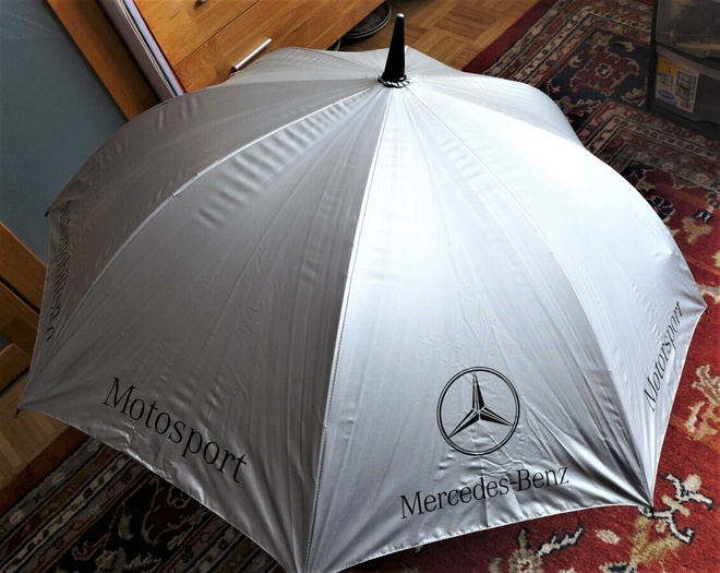 Sateenvarjo Mercedes Benz Motorsport hopea/musta