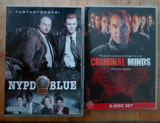 NYPD Blue - Kausi 1 + Criminal Minds - Kausi 1