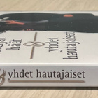 Neljät häät ja yhdet hautajaiset (2DVD) Erikoisjulkaisu - pikkukuva 3