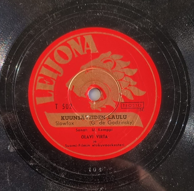 Savikiekko 1950 Olavi Virta & Birgit Kronström Leijona T 502