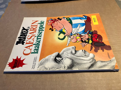 ASTERIX JA CAESARIN LAAKERISEPPELE 1p. HYVÄ