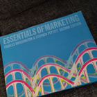 Books on marketing, business, language, and programming. - pikkukuva 4
