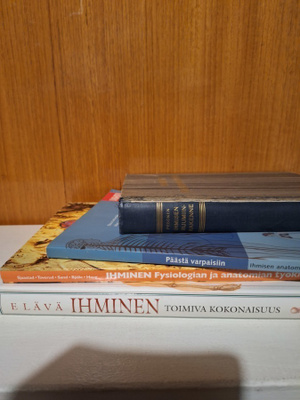 Ihminen fysiologian ja anatomian kirjoja 4 kpl