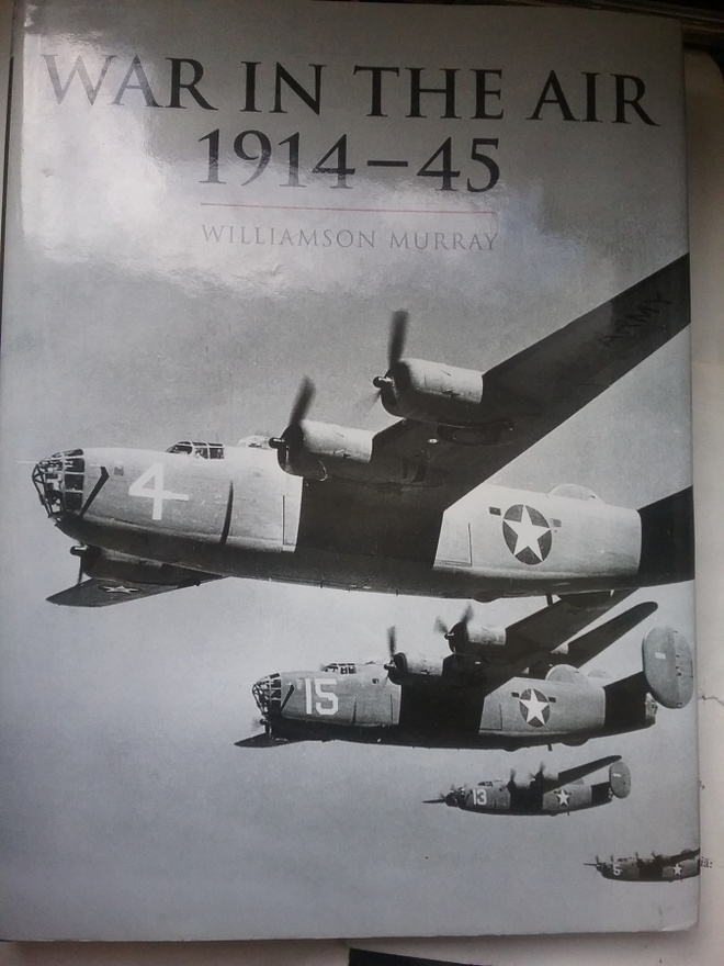 Williamson Murray - War in the Air 1914-45 (hardcover)