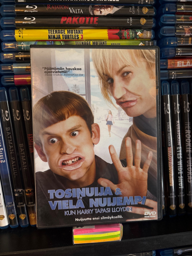 Tosi nuija ja vielä nuijempi (2003) Suomijulkaisu