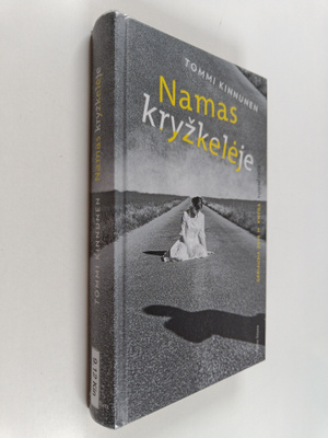 Tommi Kinnunen : Namas kryzkeleje : romanas