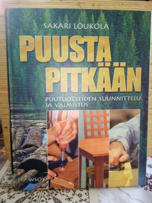 Loukola :  Puusta pitkään ( SIS POSTIKULU)