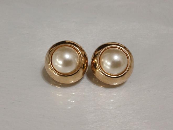 Emaloitu Cabouchon gold plated korvakorut