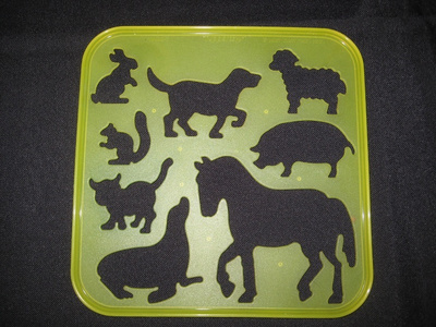 TUPPERWARE Piirrustuslevy KOTITILAN ELÄIMET