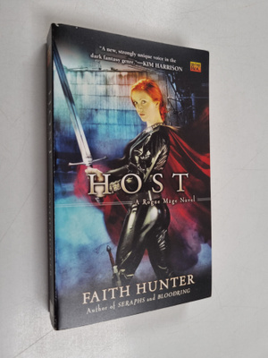 Faith Hunter : Host - A Rogue Mage Novel