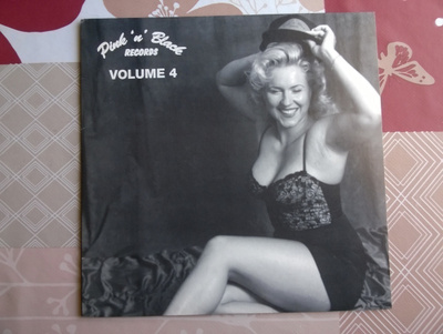 Eri Esittäjiä - Pink n Black Volume 4 7" EP