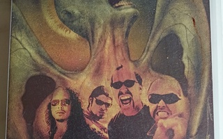 Metallica some kind of monster vhs