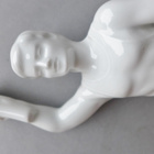 FIGUURI OLYMPIA Tulisoihdun kantaja Posliinia 25cm - pikkukuva 2