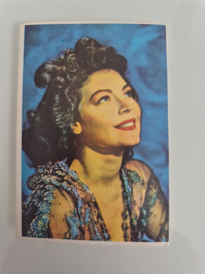 Star-Parade - Ava Gardner      (10052)