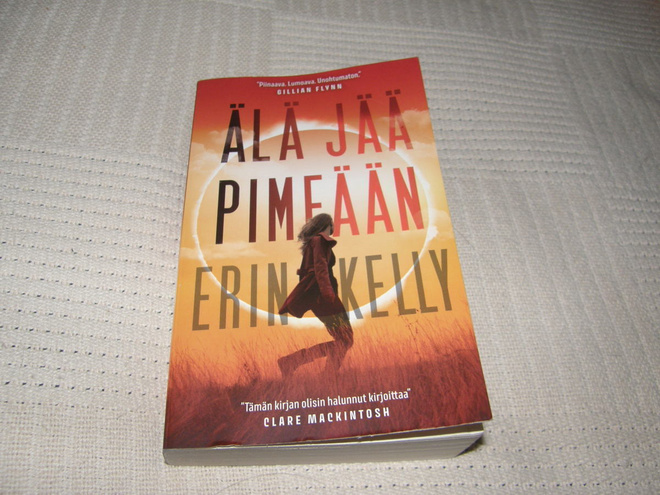 Erin Kelly Älä jää pimeään  -pok