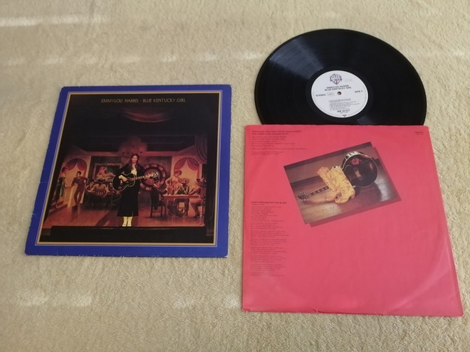 EMMYLOU HARRIS - Blue Kentucky Girl LP
