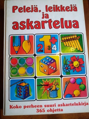 Pelejä, leikkejä ja askartelua 365 ohjetta.