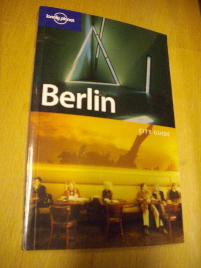 Lonely Planet City Guide BERLIN (2006) Sis.postikulut