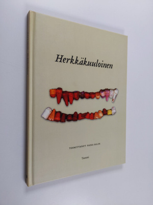 Nana (toim.) Salin : Herkkäkuuloinen ja muita lasten kert...