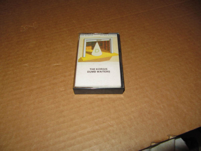 KASETTI: The Korgis: Dumb Waiters v.1980 ELECTRONIC GREAT!
