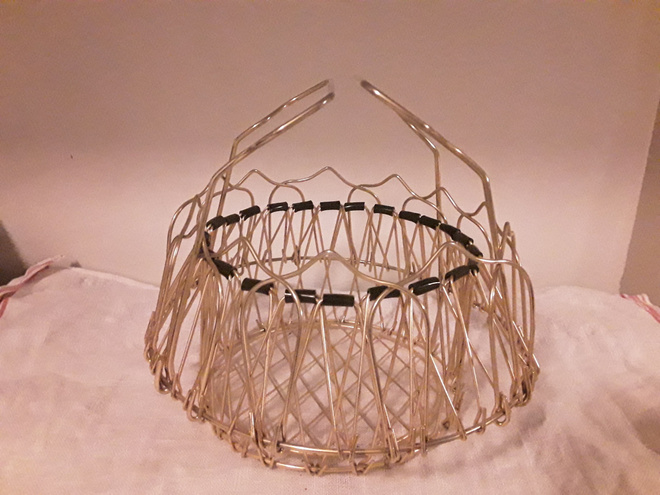 Metallilankakori / hedelmäkori