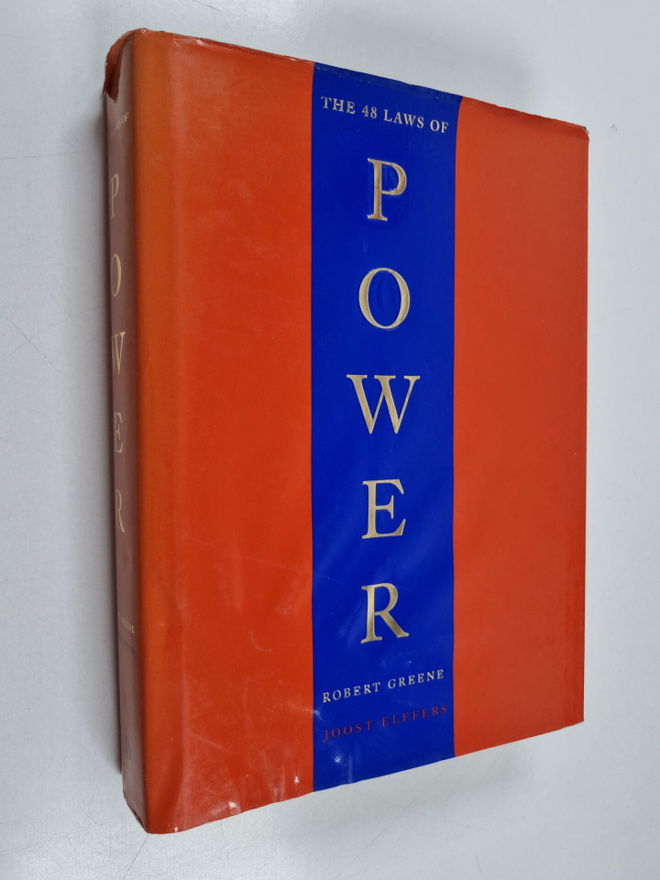 Robert Greene : The 48 laws of power - Forty-eight laws o...
