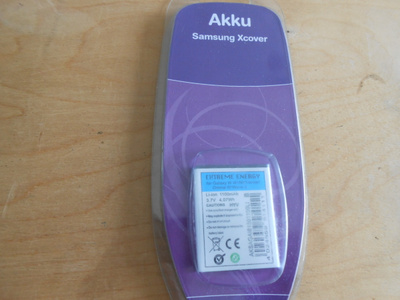 Samsung Xcover akku, uusi, pakkauksessa.
