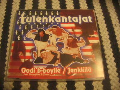 Tulenkantajat - Oodi b-boylle (cds)