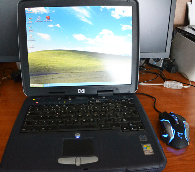 HP OmniBook XE3 kannettava retrokone