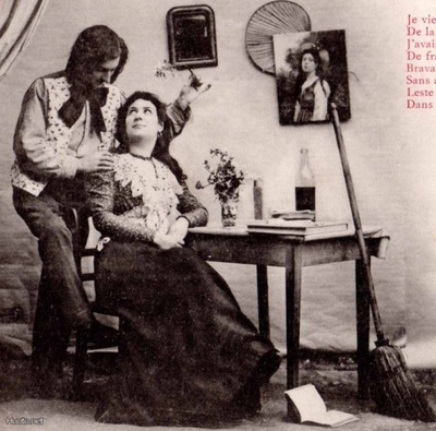 RAKKAUS / Miehen kädet tumman tytön harteilla. 1900-l.