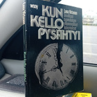 Leea Virtanen  : Kun kello pysähtyi  ( SIS POSTIKULU  ) - pikkukuva 2