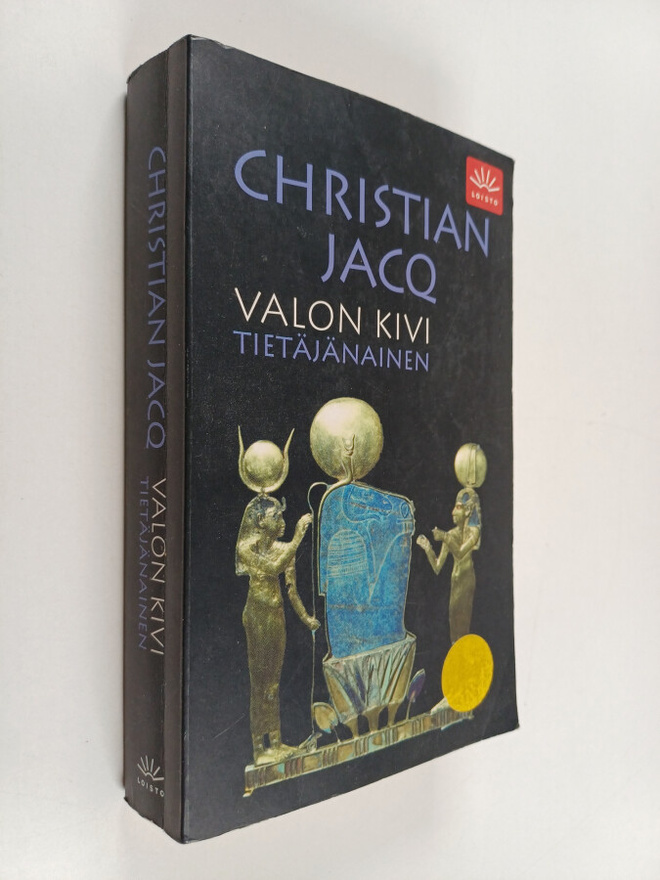 Christian Jacq : Valon kivi Tietäjänainen