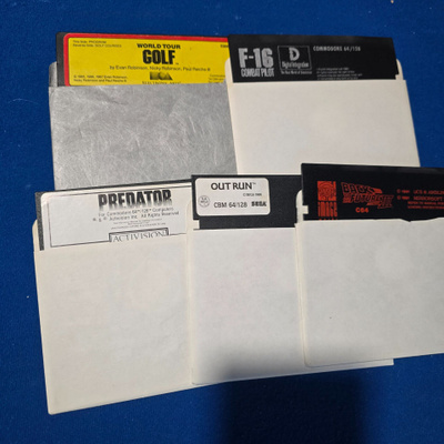 Commodore 64 alkuperäiset levyt