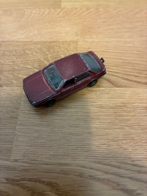 Renault 25 Majorette vanha pikkuauto n 1/64