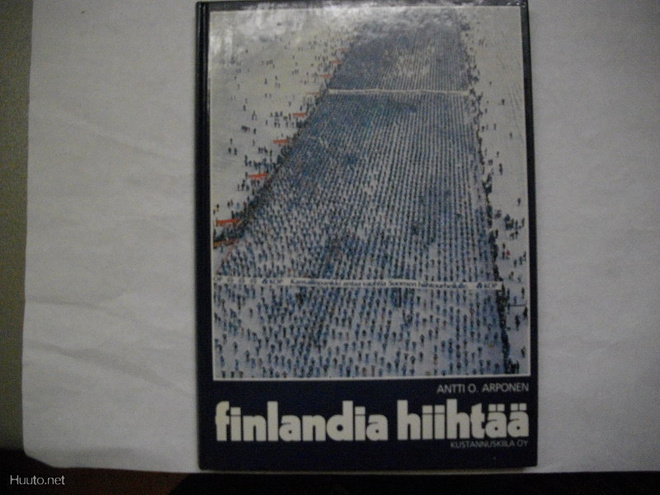 Antti O.Arponen: Finlandia hiihtää (21.3)