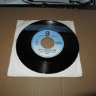 Easy 7" Kyyneleet nuo/Kiihtyy vauhti lautojen v.1979 - pikkukuva 2