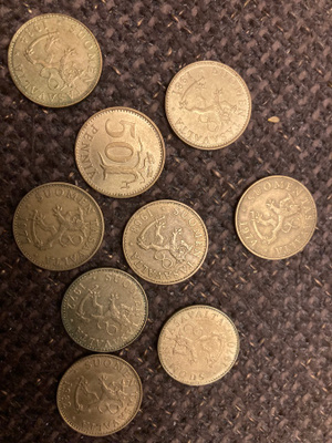 50 pennin kolikot (9 kpl)