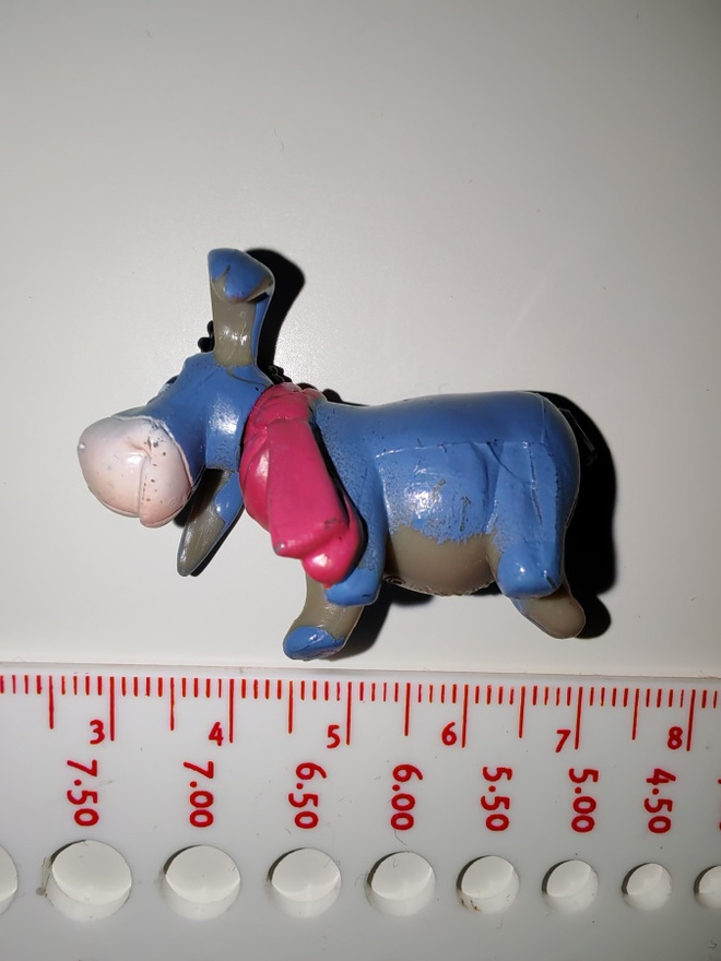 Ihaa, Nalle puh - Kinder figuuri