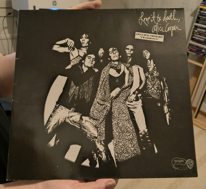 Alice Cooper – Love It To Death (vinyyli)